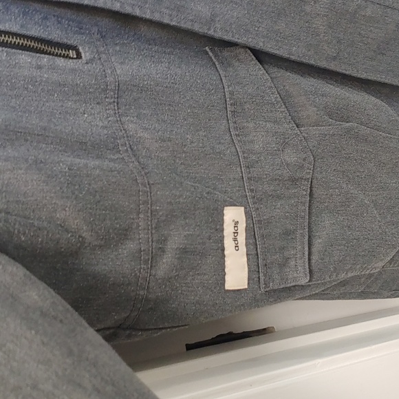 Adidas light weight jacket - Picture 4 of 4